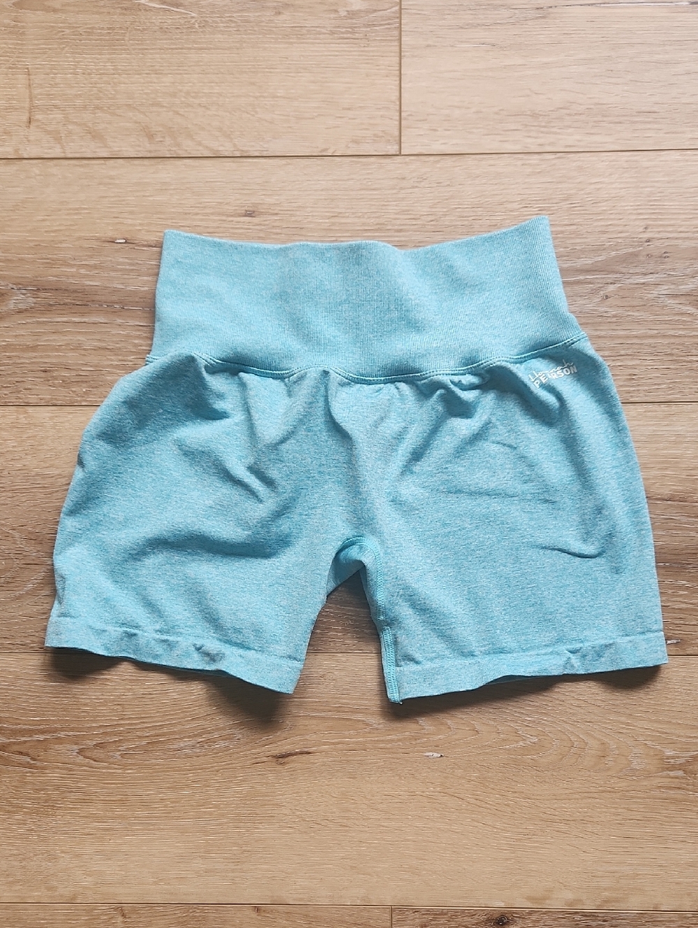 DFYNE  Hannah Pearson Teal Athletic Shorts M 4.5" Length